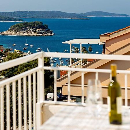 Apartments Julija Hvar Luaran gambar