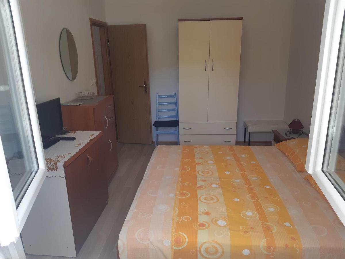 Apartments Julija Hvar Luaran gambar