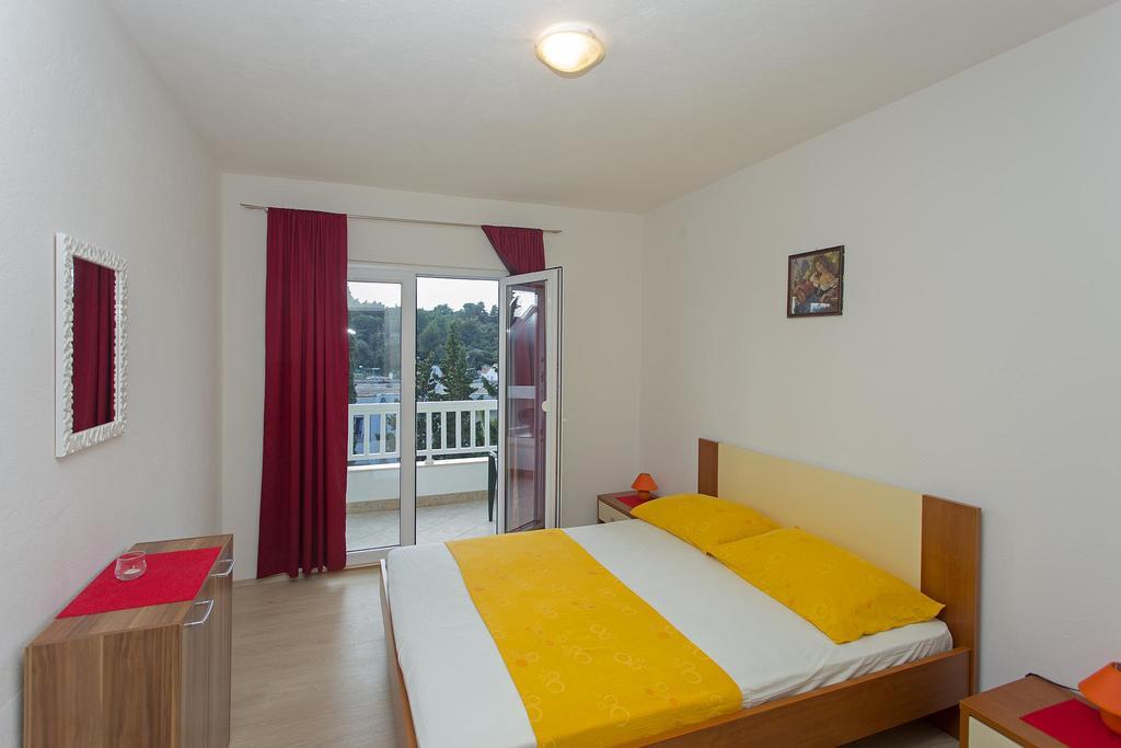 Apartments Julija Hvar Luaran gambar